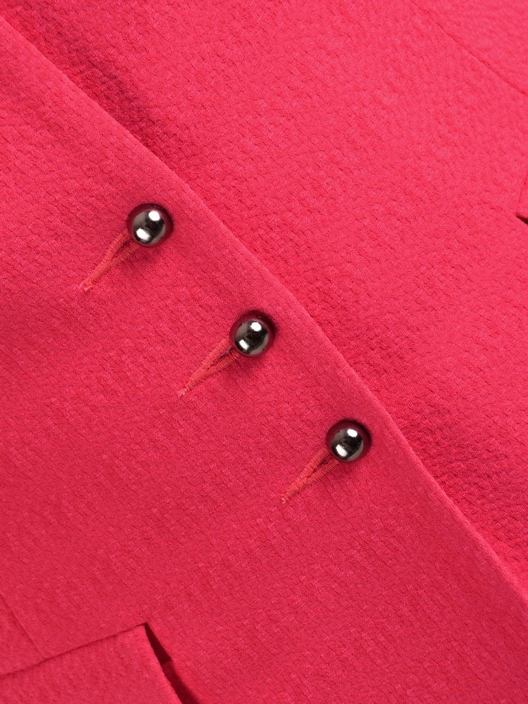 Amarantowa marynarka damska na wesele i przyjęcia – prosty fason z efektownymi klapami 41052