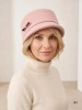 Elegancki kapelusz damski cloche w kolorze brudnego różu – zgrabny fason z wywiniętym rondem 42437