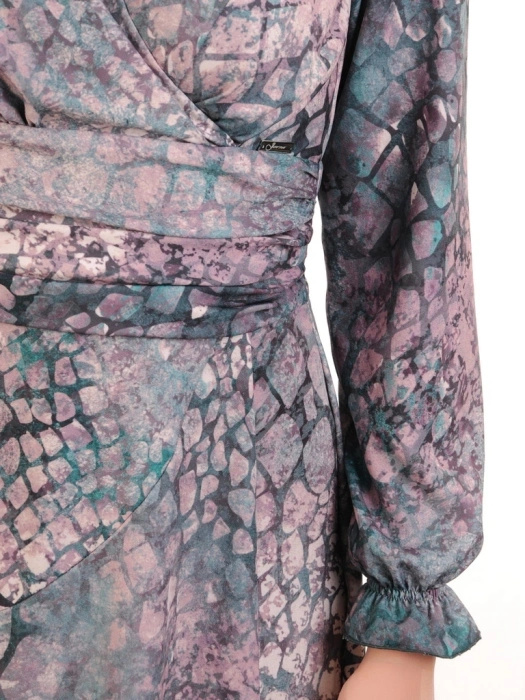 Elegancka sukienka wieczorowa maxi w zwierzęcy motyw – asymetryczny dół wysmuklający sylwetkę 30825