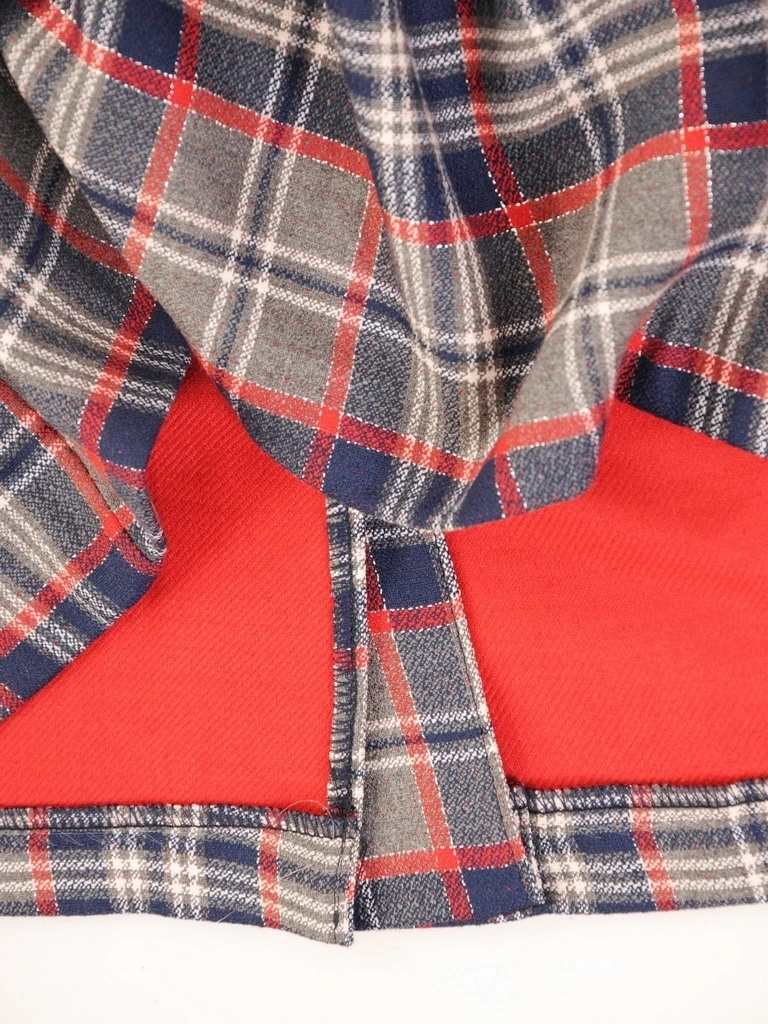 Prosta szara sukienka w kratę z rękawem 3/4 – kobieca baskinka modelująca sylwetkę 35014