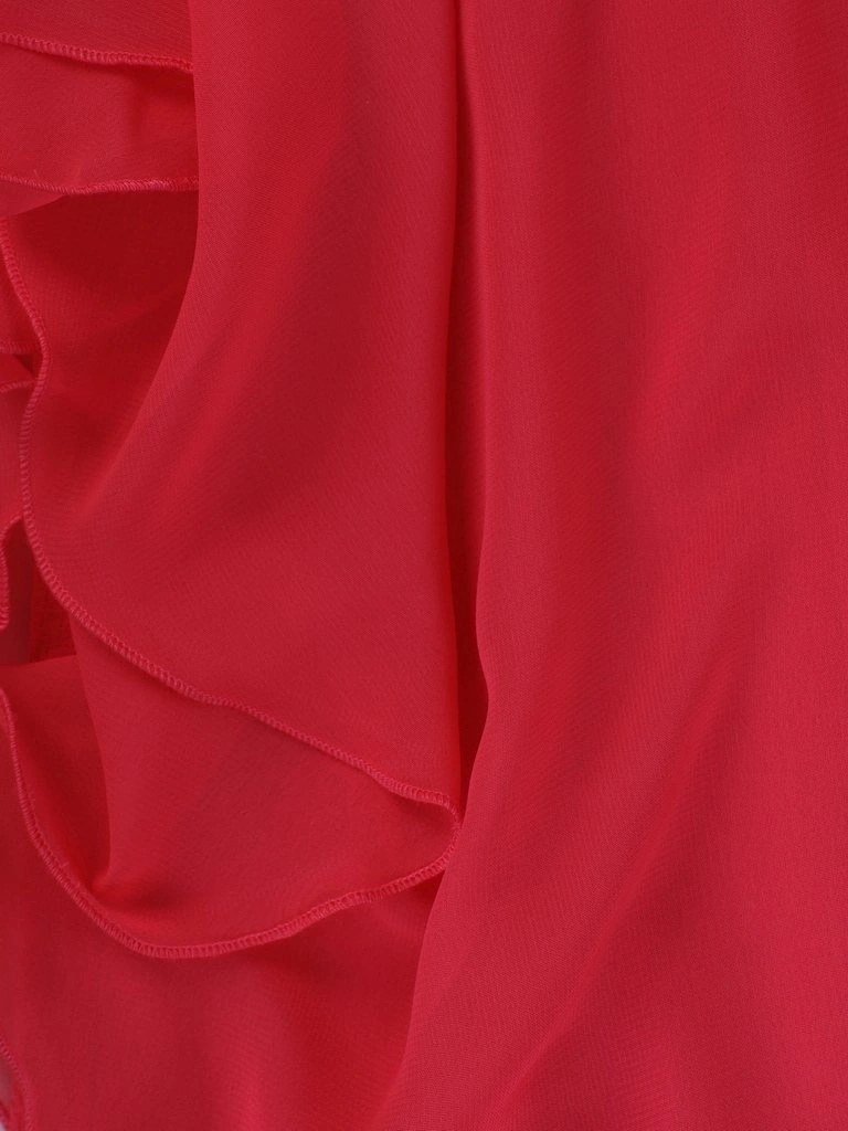 Malinowa sukienka na wesele i andrzejki o prostym kroju – zwiewna narzutka dodająca sylwetce lekkości 11976