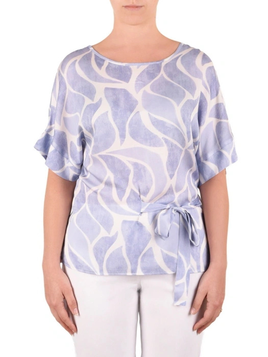 Elegancka bluzka wizytowa z wiskozy w modny print – prosty fason z kobiecym wiązaniem w pasie 41953