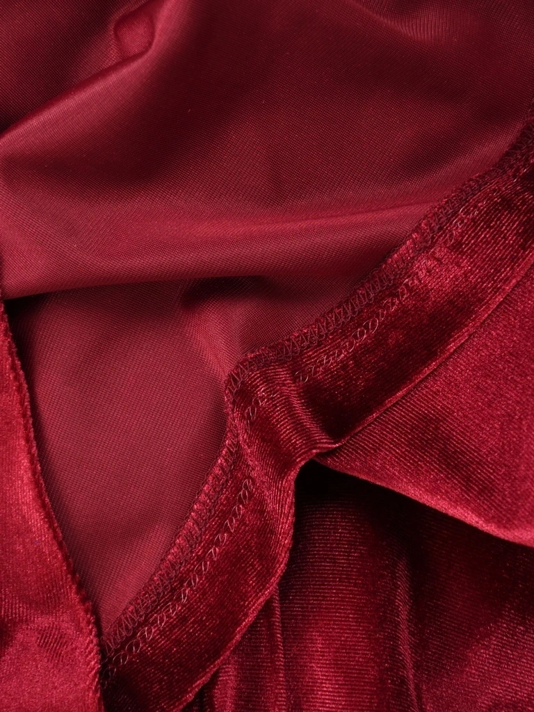 Elegancka bordowa sukienka rozkloszowana na wesele – klasyczny dekolt łódka i rękawy 3/4 18787