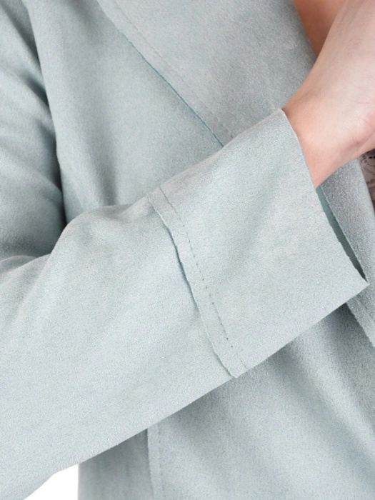 Elegancka marynarka damska do sukienki miętowa – prosty krój z ozdobnymi przeszyciami 41460