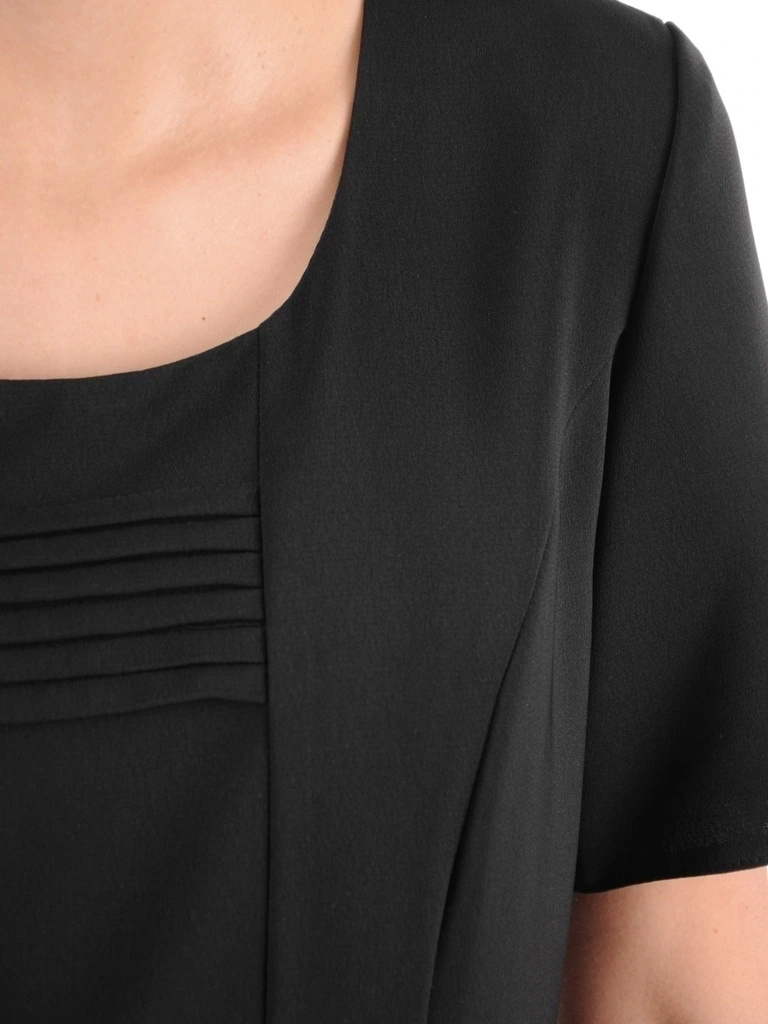 Elegancki czarny kostium damski z sukienką midi – prosty krój z odpinanym kwiatem 37230