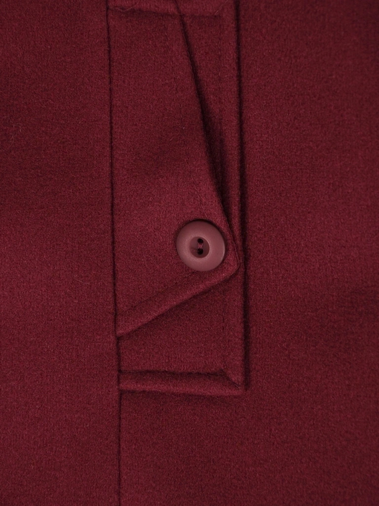 Klasyczny płaszcz damski bordowy na jesień i zimę – elegancki model z kołnierzem i kieszeniami 41508