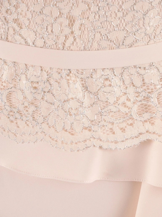 Rozkloszowana suknia wieczorowa maxi w odcieniu bladego różu – elegancki fason na bal i studniówkę 38726