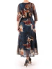 Elegancka czarna sukienka rozkloszowana maxi w kwiaty – wygodna gumka w pasie akcentująca talię 37082