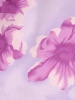 Elegancka liliowa sukienka wizytowa w kwiaty – prosty fason z wysmuklającymi zaszewkami 37974