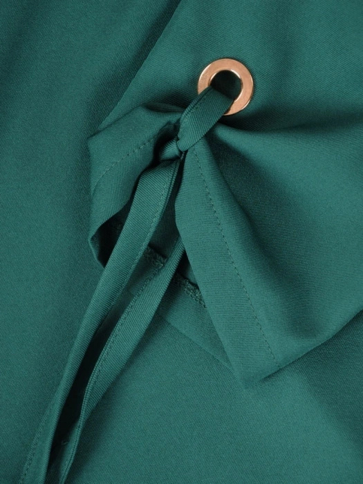 Klasyczna butelkowa bluzka plus size z dekoltem V – prosty fason z ozdobnymi wiązaniami, wysmuklający 38616