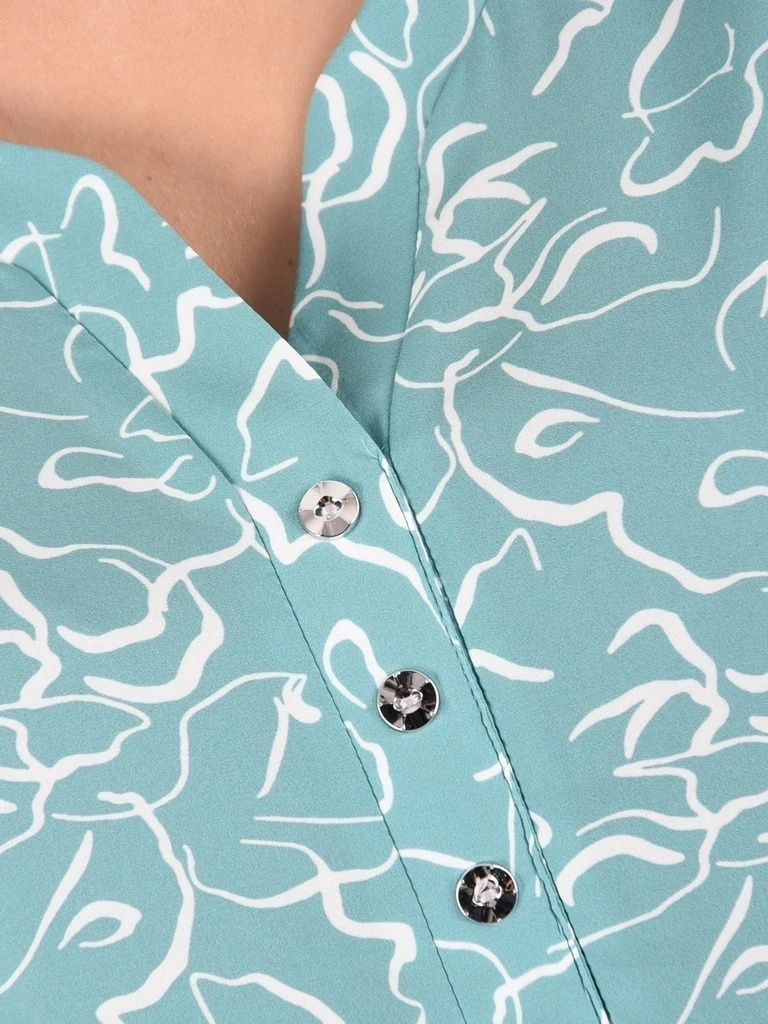 Miętowa bluzka plus size w abstrakcyjny wzór – prosty fason wysmuklający linię szyi, idealna na lato 41947