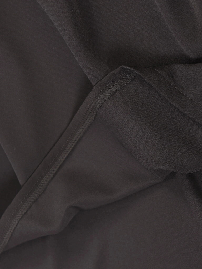 Elegancka bluzka wizytowa damska czarna – prosty krój z rękawem 3/4 na andrzejki 40259