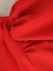 Czerwona sukienka maxi z asymetrycznymi rękawami 32047