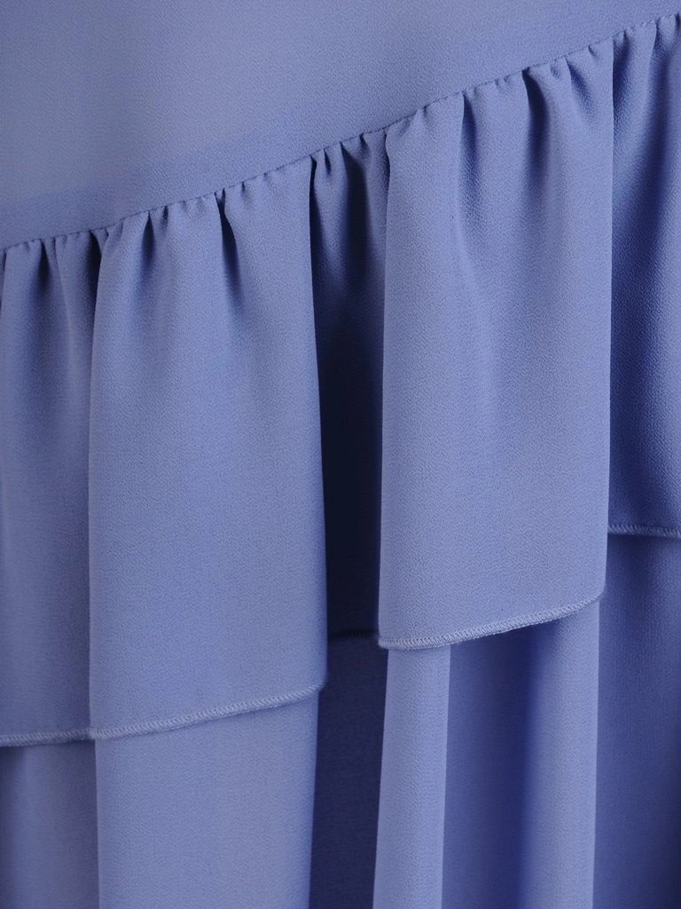 Elegancka długa sukienka wizytowa błękitna – rozkloszowany krój z falbankami dodający lekkości 29247