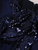 Granatowa sukienka z cekinową kokardą i bufiastymi rękawami 24413