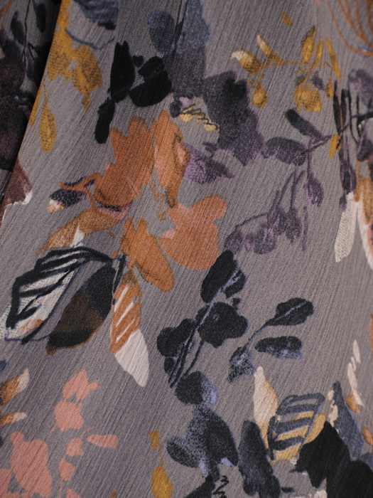 Wyszczuplająca sukienka na jesień, kreacja z łączonych materiałów 30713