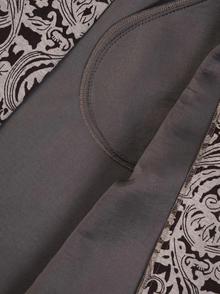 Elegancki płaszcz damski na jesień i zimę w odcieniu szarym – prosty fason modelujący sylwetkę 28611
