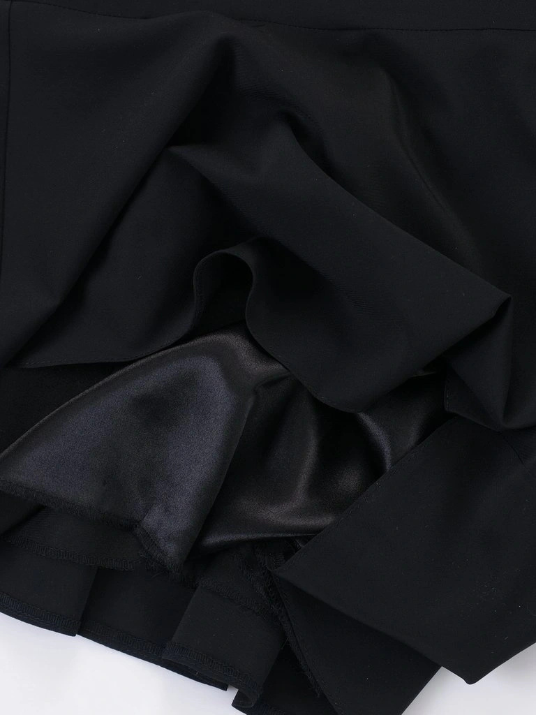Czarna sukienka trapezowa bez rękawów midi – dekolt w serek i eleganckie plisy na lato 3231