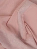 Subtelna bluzka plus size w pudrowym różu z dżetami – z prostym fasonem wysmuklającym sylwetkę 27856
