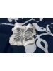Elegancka granatowa bluzka wiskozowa w kwiaty – prosty krój z dekoltem na plecach 15544