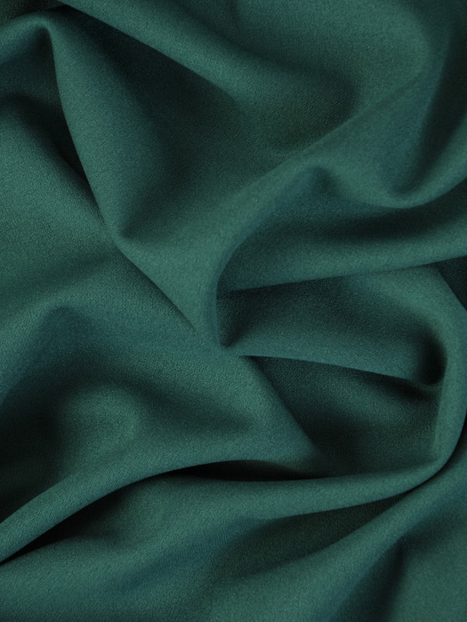 Zielona sukienka z ozdobnymi wstawkami z cekinów 35031