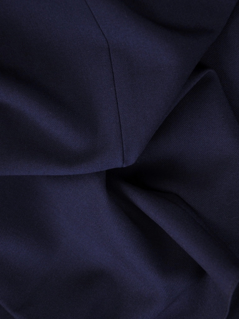 Elegancka granatowa spódnica damska do kolan o prostym kroju – wygodna guma w pasie na jesień i zimę 38715