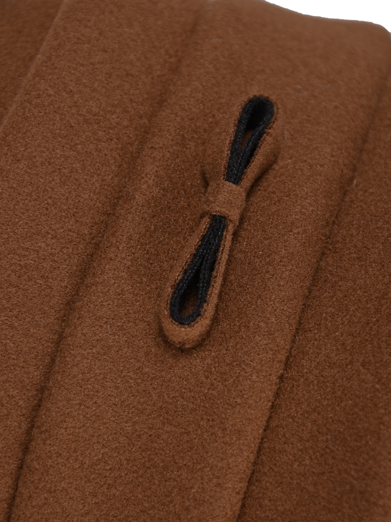 Elegancki kapelusz damski zimowy cloche – ocieplana podszewka z krótkim rondem 42444