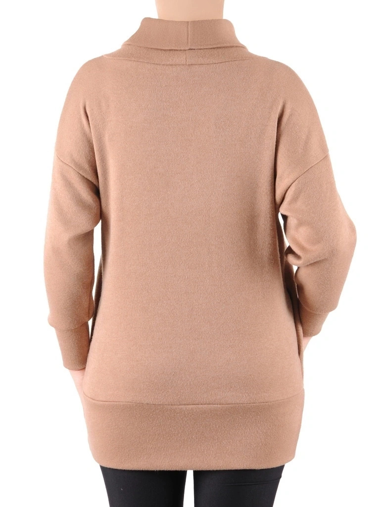 Elegancki sweter damski z golfem prosty beżowy – ciepły fason z kieszeniami na jesień i zimę 39097