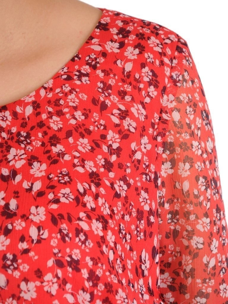 Elegancka sukienka trapezowa midi w czerwone kwiaty – tuszujący krój z rękawem 3/4 28929