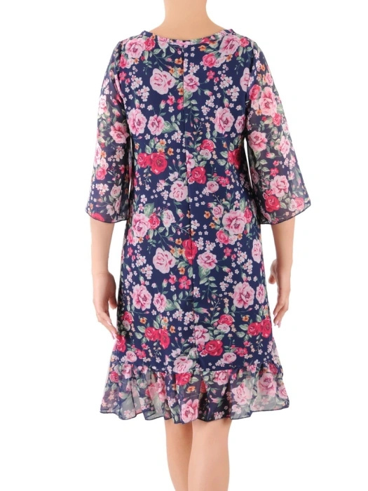 Elegancka sukienka trapezowa midi w kwiaty – maskujący fason z wiązanym dekoltem 36385
