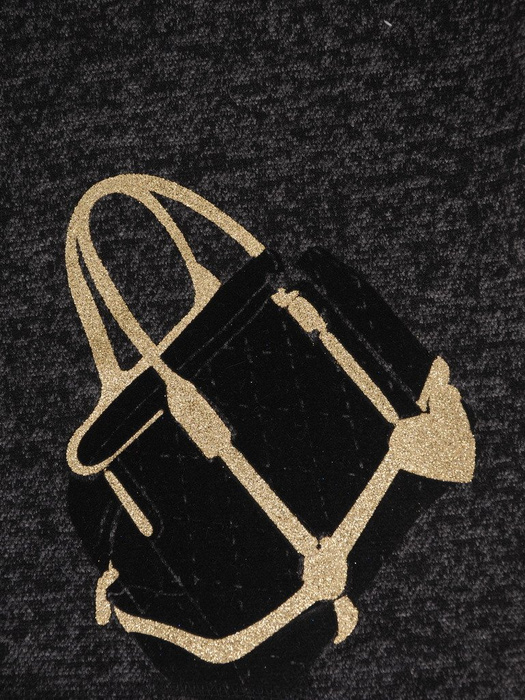 Dzianinowa bluzka z modnym nadrukiem 17843.