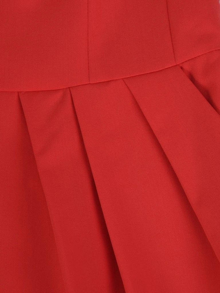Elegancka koralowa sukienka wizytowa krój tulipan – fason modelujący biodra z dekoltem w łódkę 2059