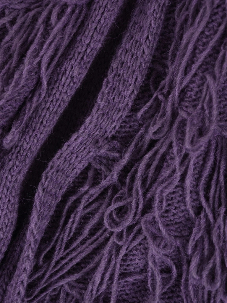 Elegancki sweter damski rozpinany w kolorze fioletowym – luźny fason z modnymi frędzlami 40461