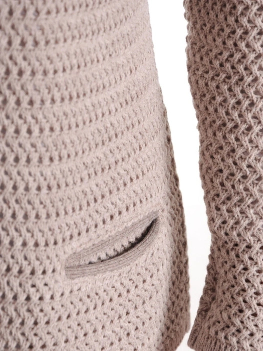 Beżowy sweter damski rozpinany na zamek – prosty krój z praktycznymi kieszeniami na jesień 38971