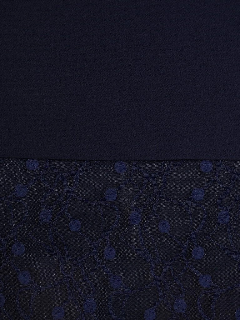 Elegancka prosta sukienka na wesele i andrzejki granatowa – pionowe cięcia wysmuklające figurę 18958
