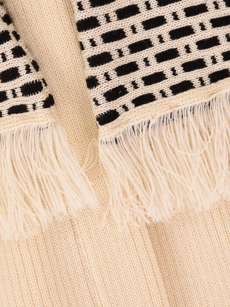 Elegancki sweter damski na jesień z kołnierzem – luźny krój maskujący biodra z ozdobnym zapięciem 42165