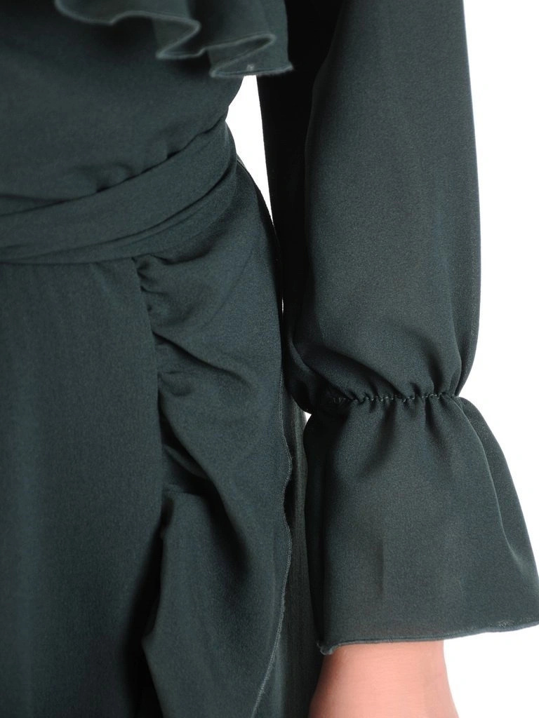 Elegancka sukienka maxi w odcieniu butelkowej zieleni – rozkloszowany krój wysmuklający figurę 29542