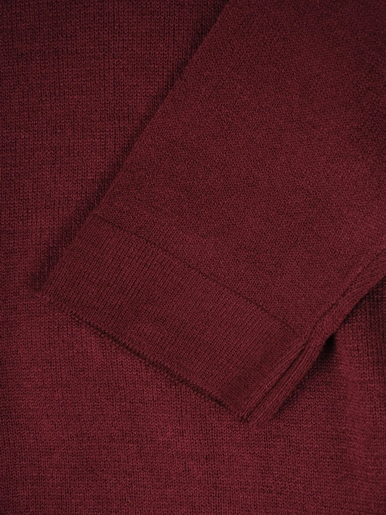 Bordowy sweter damski rozpinany o prostym kroju – elegancki model z kieszeniami i dekoltem w serek 38970