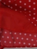 Czerwona sukienka rozkloszowana w retro groszki – stylowy model midi na lato z marszczeniem 3321