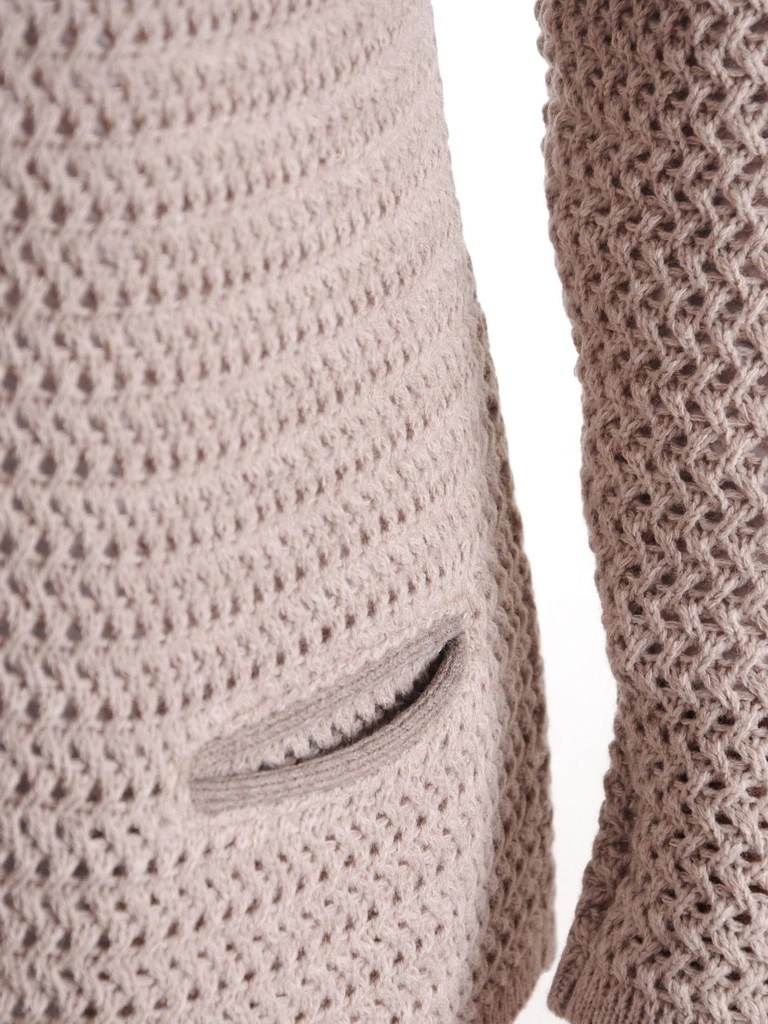 Beżowy sweter damski rozpinany na zamek – prosty krój z praktycznymi kieszeniami na jesień 38971