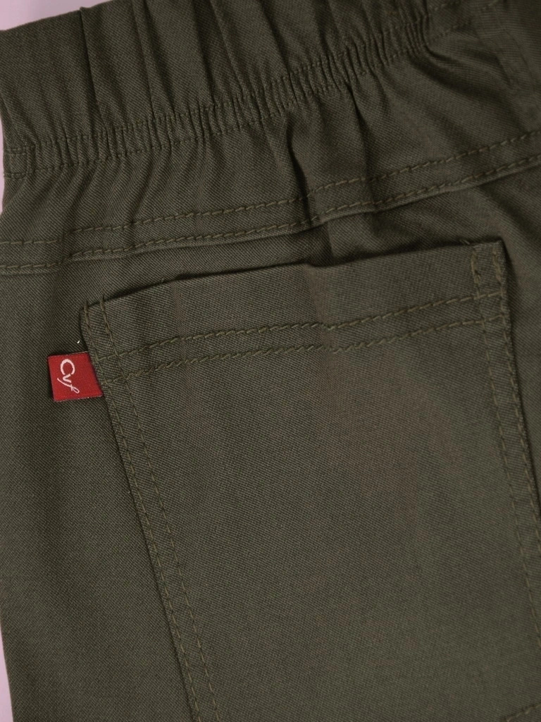 Klasyczne zielone spodnie 7/8 plus size z suwakami – dopasowany fason na lato z gumką 35153