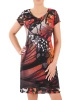 Elegancka czarna sukienka letnia w kolorowe wzory – prosty, wysmuklający fason z dekoltem V 36347