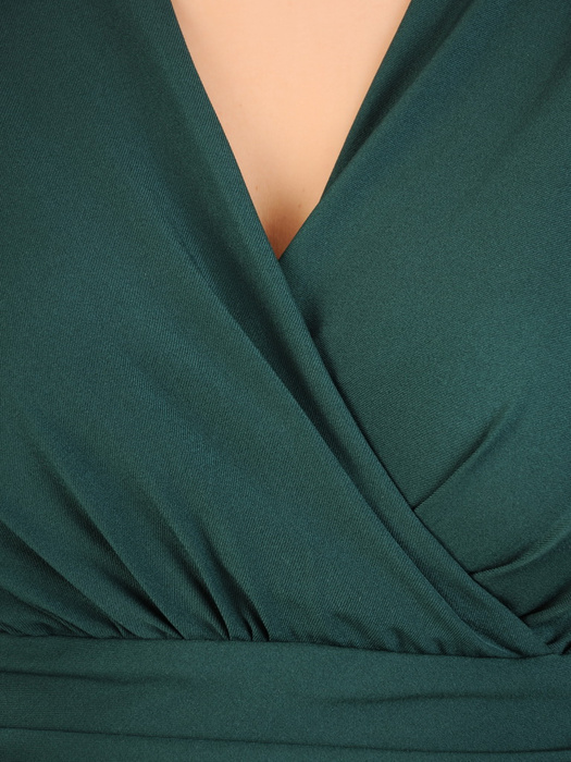 Elegancka zielona sukienka, kreacja z kopertowym dekoltem 30952