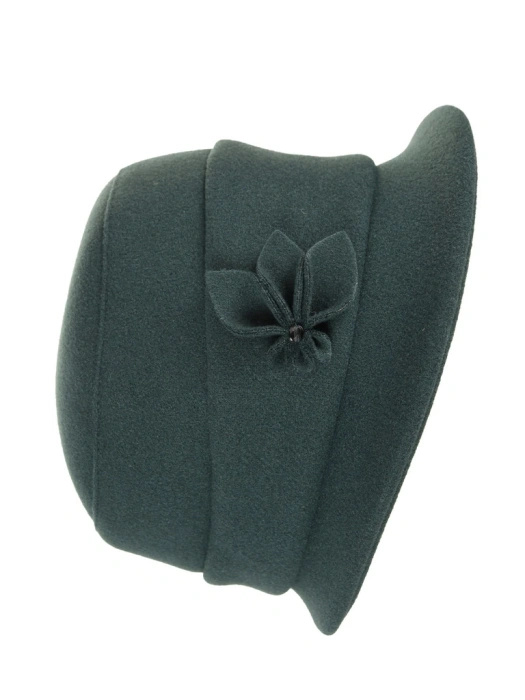 Butelkowozielony kapelusz damski cloche – ocieplany model z ozdobną wstawką 42409