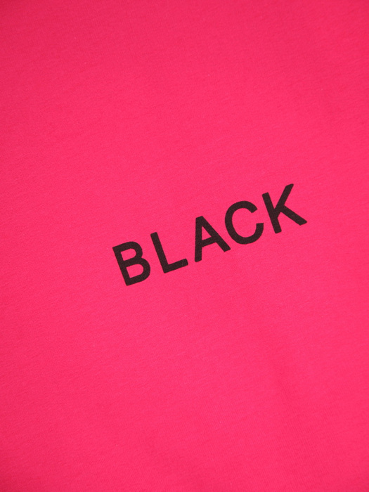 Amarantowa bluza damska zdobiona napisem "black" 32006