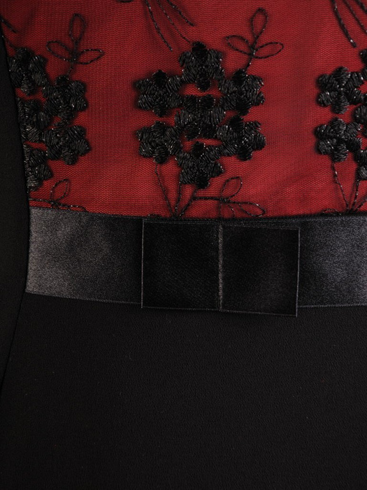 Czarna sukienka z koronkowym gorsetem, kreacja z łączonych tkanin 24250