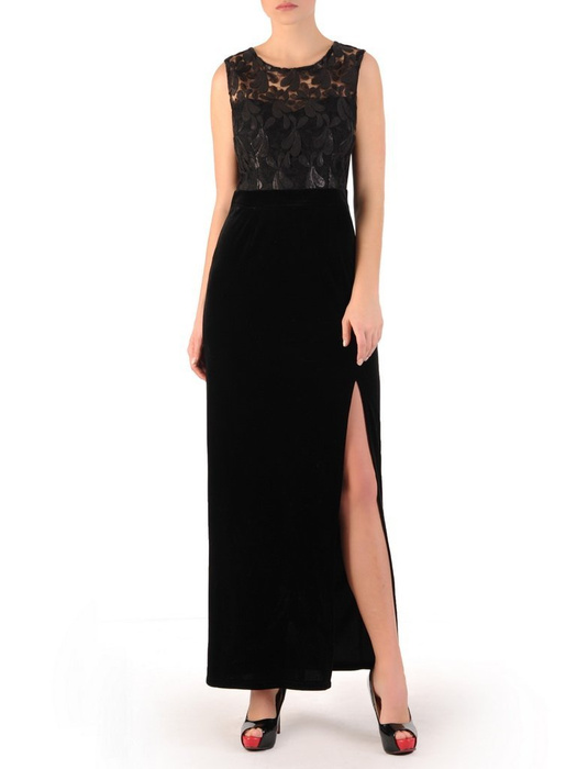Długa sukienka z aksamitu, czarna kreacja z koronkowym gorsetem 24386