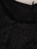 Koronkowa sukienka z ozdobną kontrafałdą, kreacja w kolorze czarnym 21812