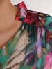 Szyfonowa sukienka z guzikami przy dekolcie, w oryginalnym wzorze 25489